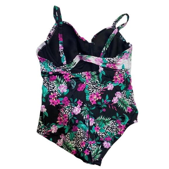 Torrid Black & White Leopard Underwire One-Piece Swimsuit SIZE 3 DD/F Size 3X - Picture 5 of 11